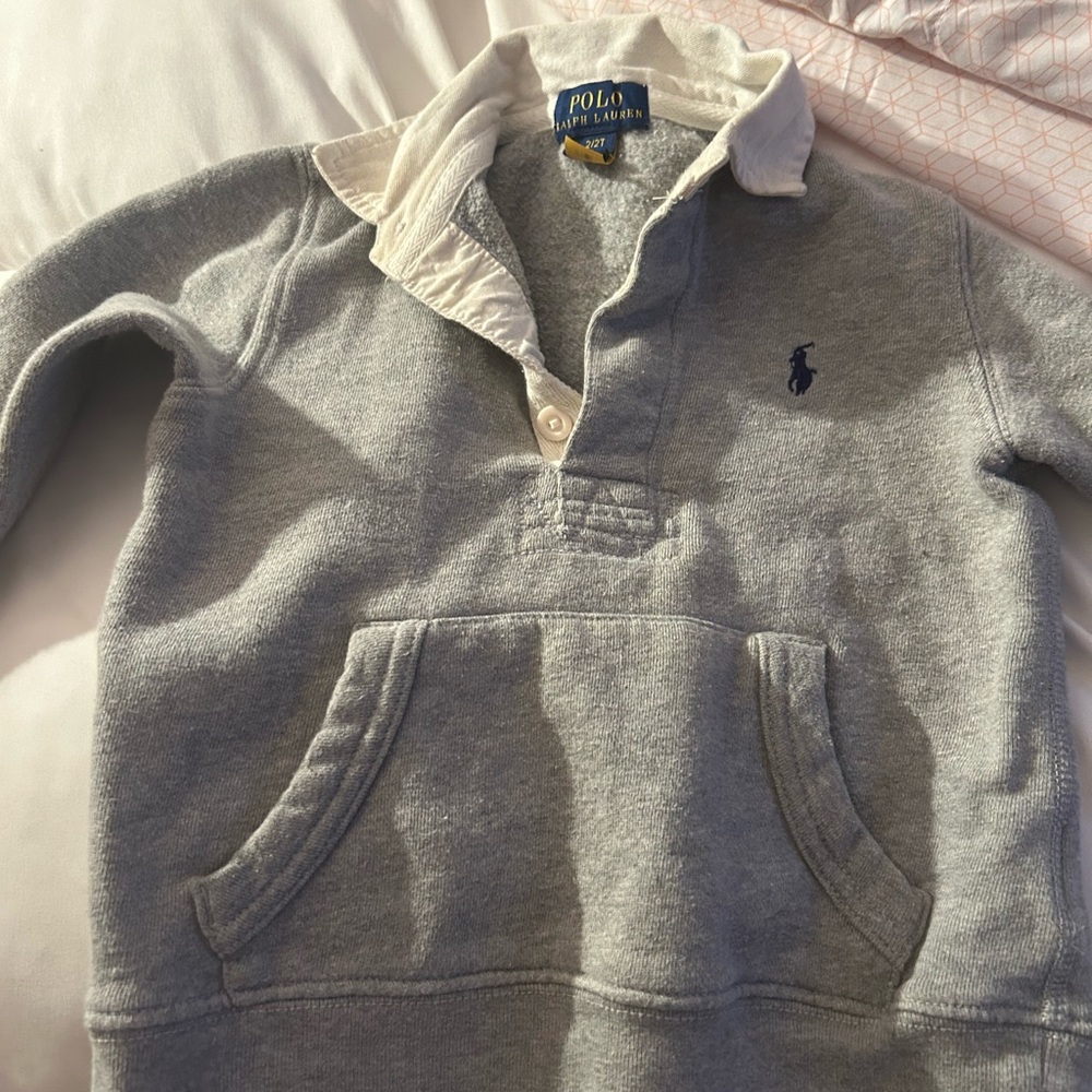 Polo 2 t sweater an little faded on the white collar but not really noticeable